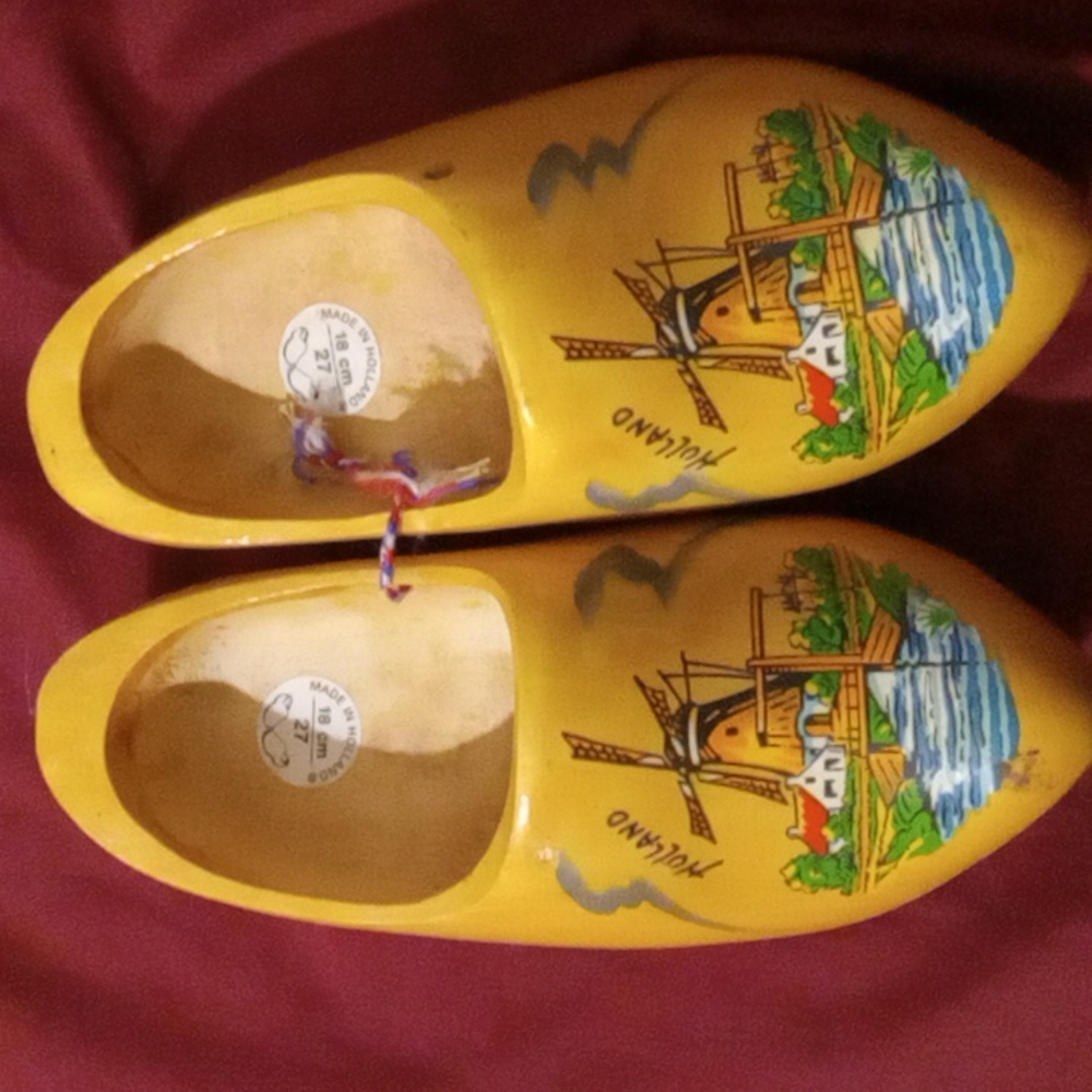 Wooden shoes